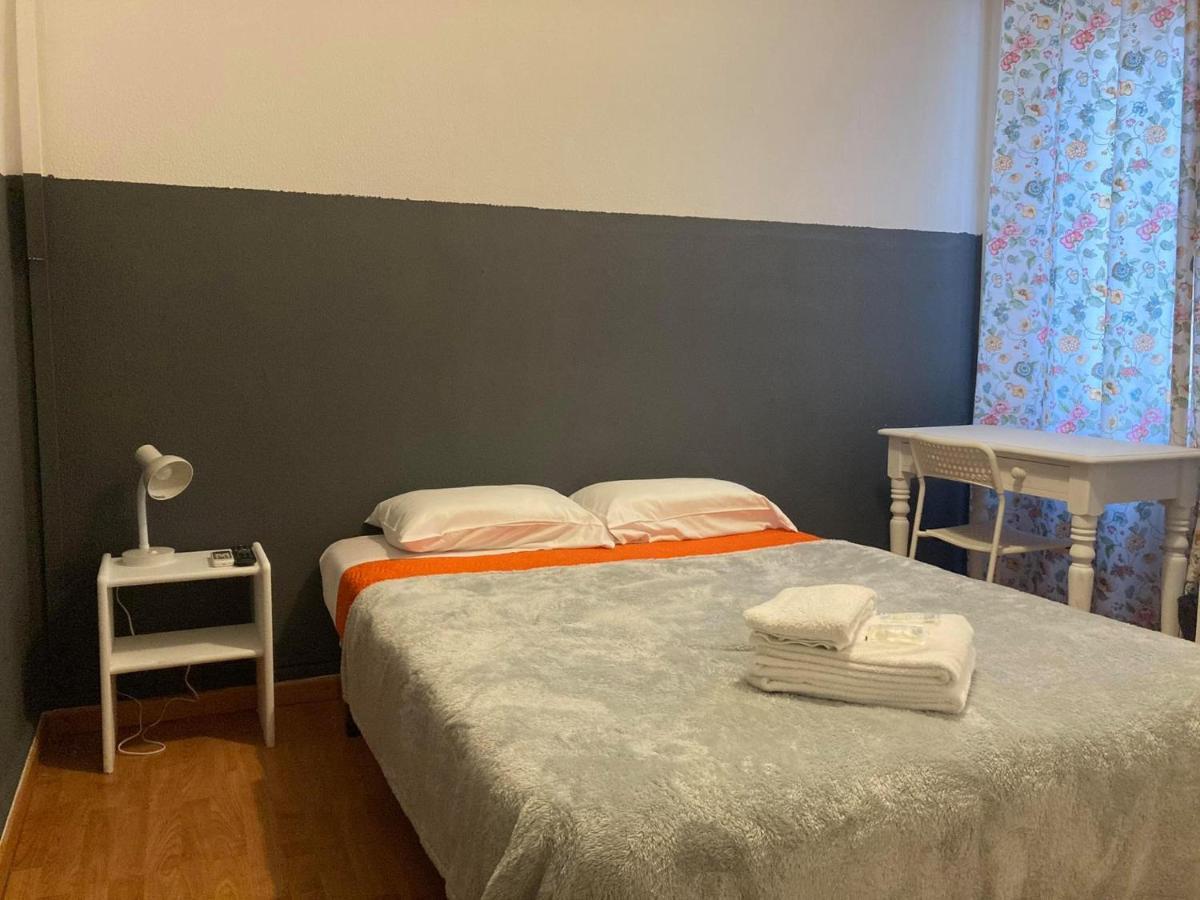 Peters Guesthouse Авейру Экстерьер фото