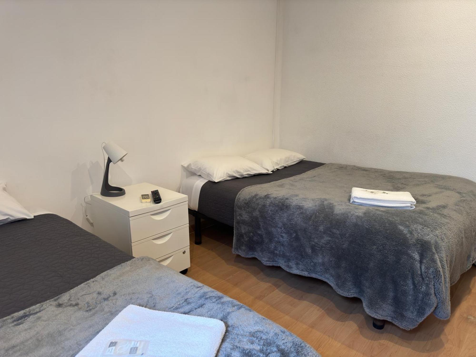 Peters Guesthouse Авейру Экстерьер фото
