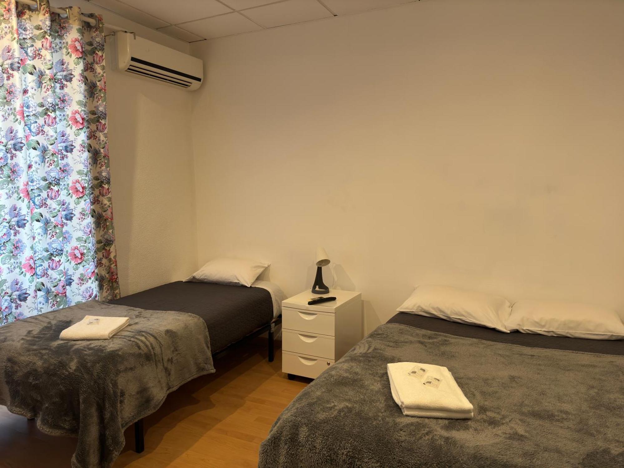 Peters Guesthouse Авейру Экстерьер фото