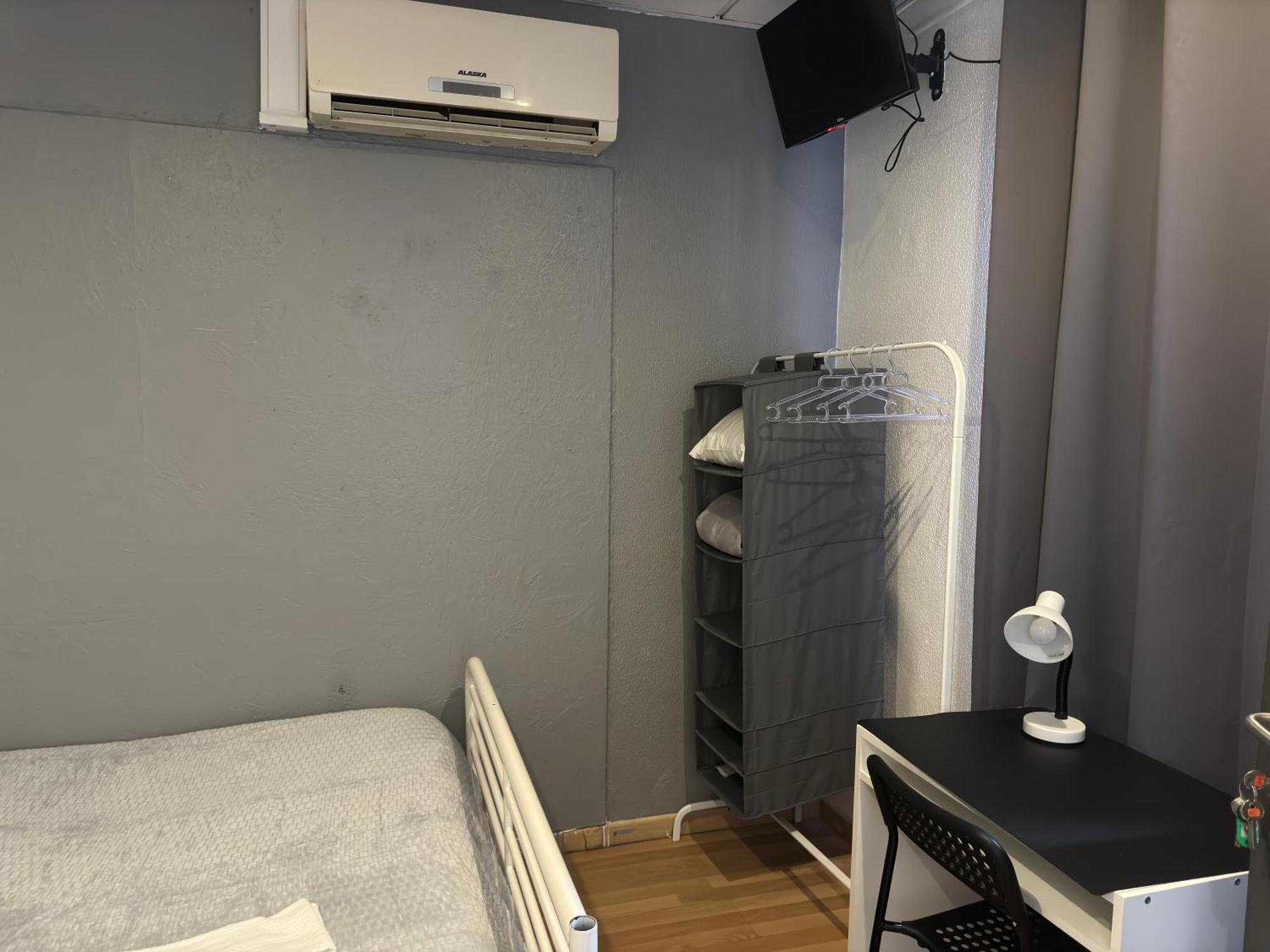 Peters Guesthouse Авейру Экстерьер фото